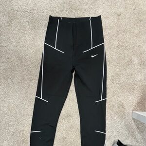 SOLD Nike Black Dri-Fit Leggings with White Stitching